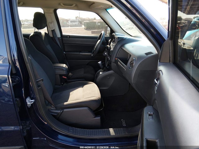 1C4NJPBAXGD513180 Jeep Patriot Sport