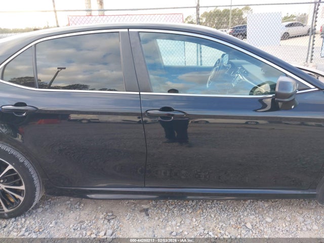 4T1B11HK1KU294470 Toyota CAMRY SE