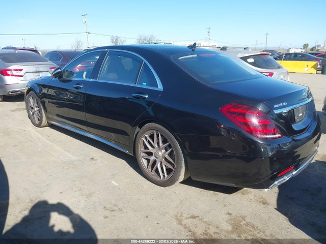 WDDUG8JBXJA367744 Mercedes-Benz Amg S 63 4matic