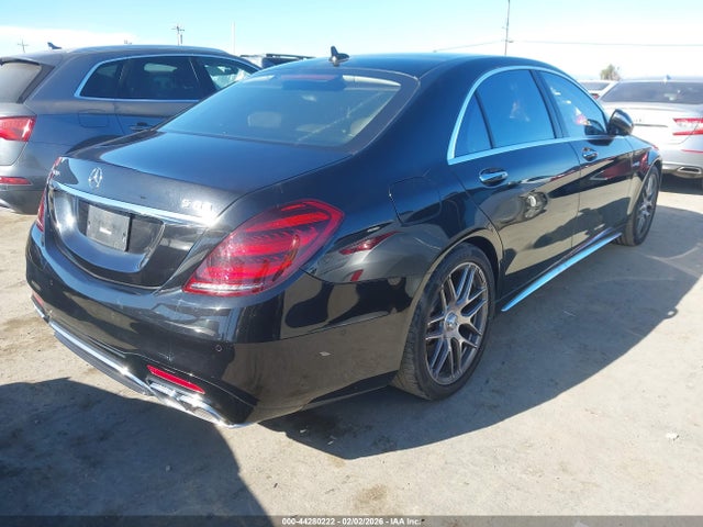 WDDUG8JBXJA367744 Mercedes-Benz Amg S 63 4matic
