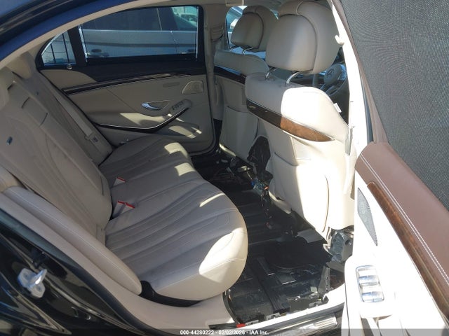 WDDUG8JBXJA367744 Mercedes-Benz Amg S 63 4matic