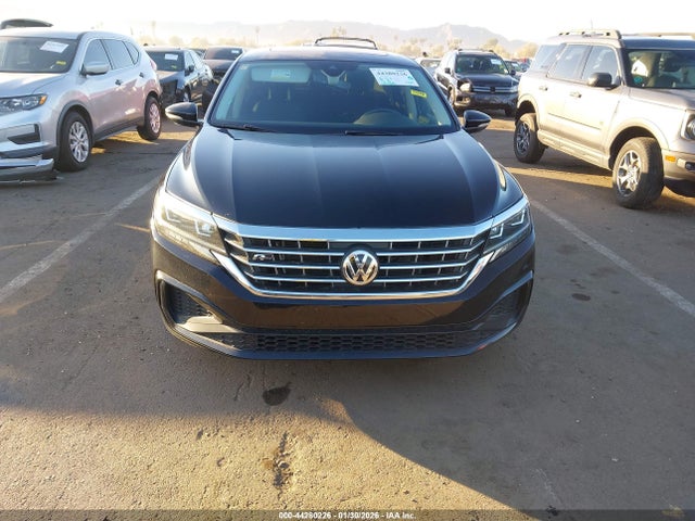 Продаж на аукціоні авто 2020 Volkswagen Passat 2.0t R-line, vin: 1VWMA7A38LC020268, номер лоту: 44280226