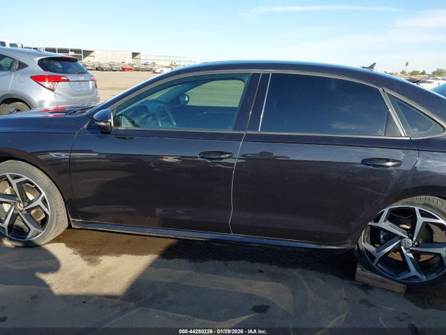 Продаж на аукціоні авто 2020 Volkswagen Passat 2.0t R-line, vin: 1VWMA7A38LC020268, номер лоту: 44280226