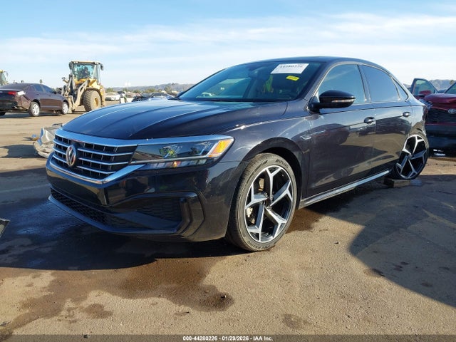 Продаж на аукціоні авто 2020 Volkswagen Passat 2.0t R-line, vin: 1VWMA7A38LC020268, номер лоту: 44280226