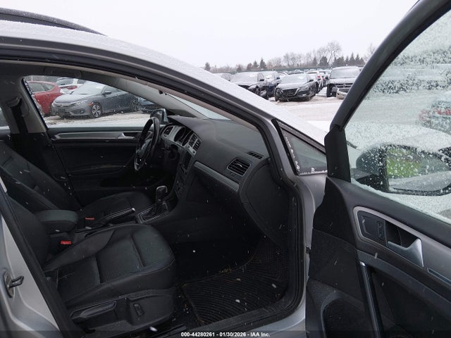 2016 Volkswagen Golf Sportwagen Tsi Se 4-door მანქანა იყიდება აუქციონზე, vin: 3VWC17AU9GM517418, აუქციონის ნომერი: 44280261