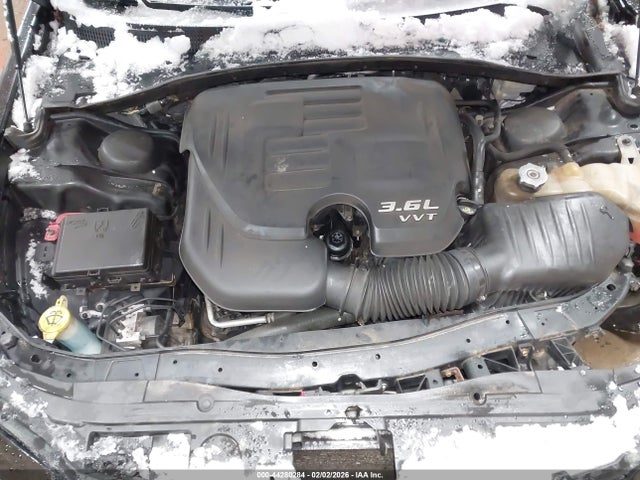 Продажа на аукционе авто 2015 Chrysler 300 Limited, vin: 2C3CCARG5FH782346, номер лота: 44280284