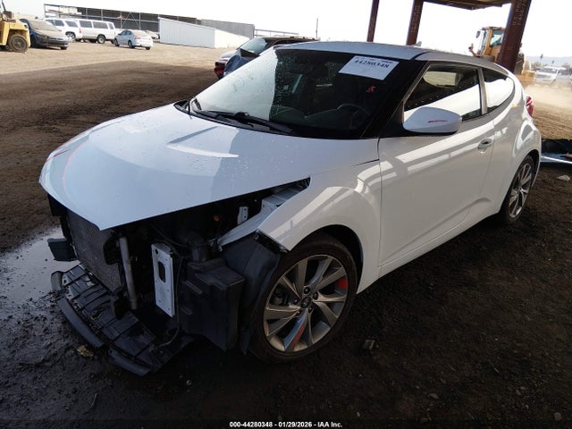 Hyundai Veloster 2017 KMHTC6AD0HU310867 Image 2