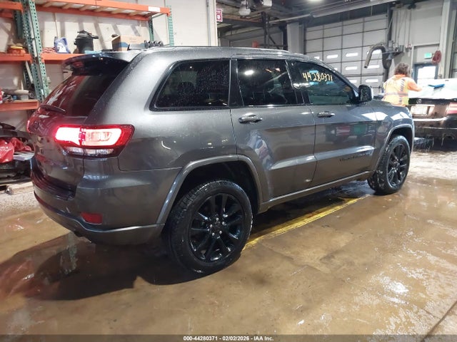 1C4RJFAG0HC768171 Jeep Grand Cherokee Altitude 4x4