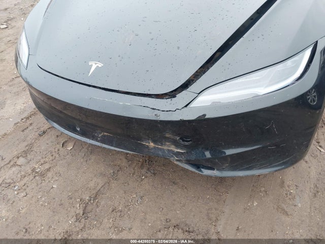2025 TESLA MODEL 3 5YJ3E1EA7SF974813 Photo 5