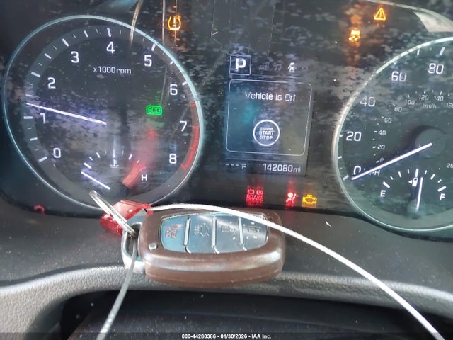 5NPD84LF5HH004903 Hyundai Elantra Limited
