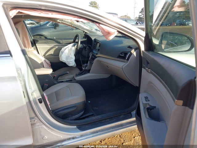 5NPD84LF5HH004903 Hyundai Elantra Limited