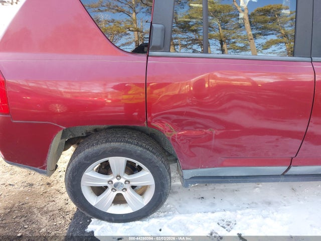 2011 JEEP COMPASS 1J4NF5FB5BD158303 Photo 5