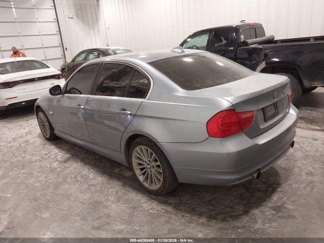 2010 BMW 335I WBAPL3C51AA408014 Photo 2