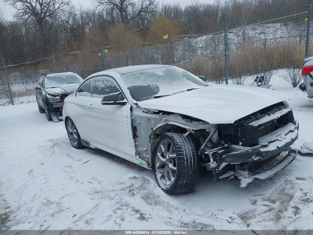 2018 BMW M2 WBS1J5C52JVD37677