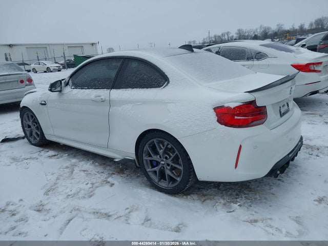 2018 BMW M2 WBS1J5C52JVD37677 Photo 2