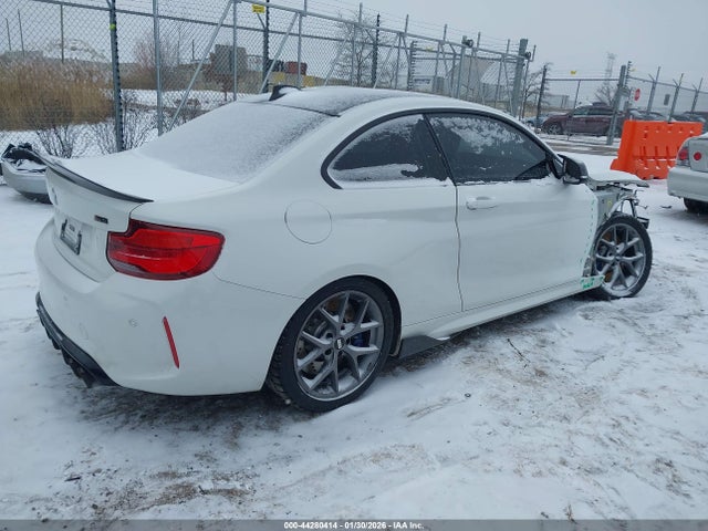 2018 BMW M2 WBS1J5C52JVD37677 Photo 3