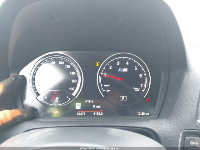 2018 BMW M2 WBS1J5C52JVD37677 Photo 6