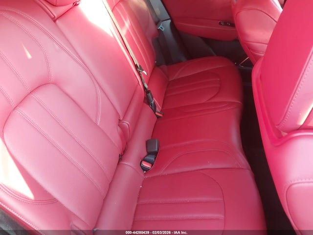 2021 MASERATI LEVANTE ZN661YUSXMX365525 Photo 7