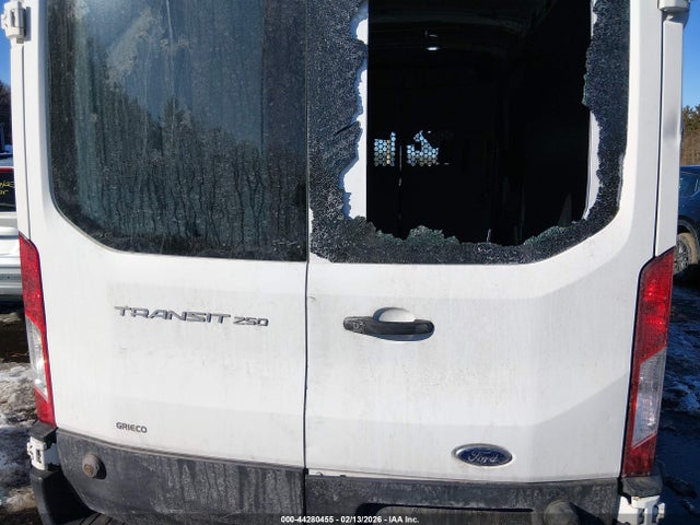 44280455 :رقم المزاد ، 1FTYR2CM6KKB54920 vin ، 2019 Ford Transit-250 مزاد بيع
