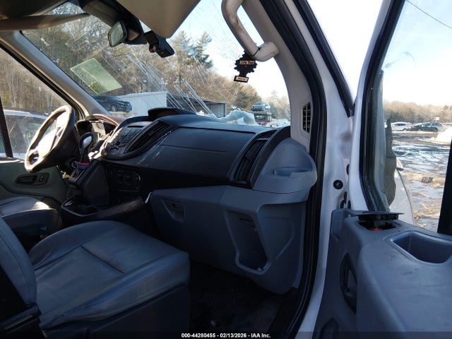 44280455 :رقم المزاد ، 1FTYR2CM6KKB54920 vin ، 2019 Ford Transit-250 مزاد بيع