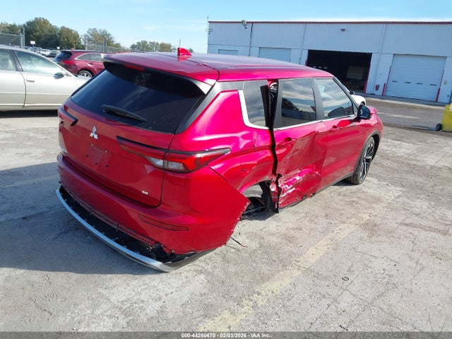 2022 MITSUBISHI OUTLANDER JA4J3UA83NZ029660 Photo 3