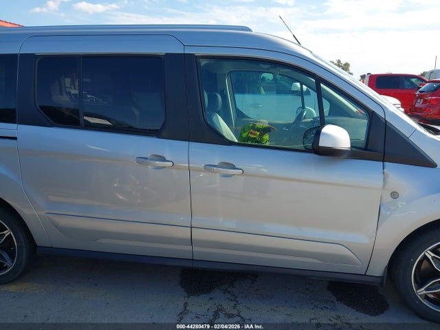 Ford Transit Connect Titanium 2018 NM0GE9G70J1361051 Image 13