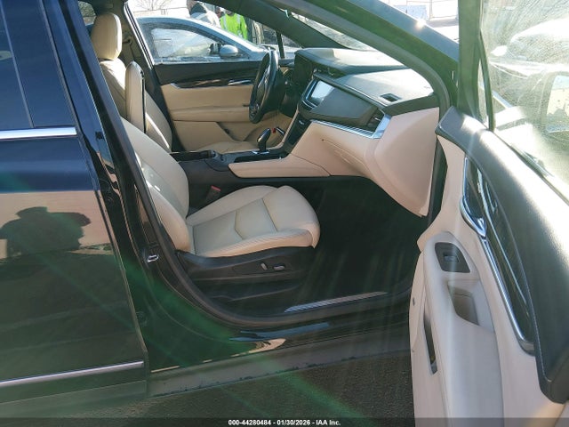 1GYKNARS6KZ163281 Cadillac Xt5 Standard