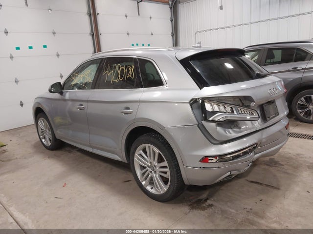 2018 Audi Q5 მანქანა იყიდება აუქციონზე, vin: WA1BNAFY6J2142267, აუქციონის ნომერი: 44280488