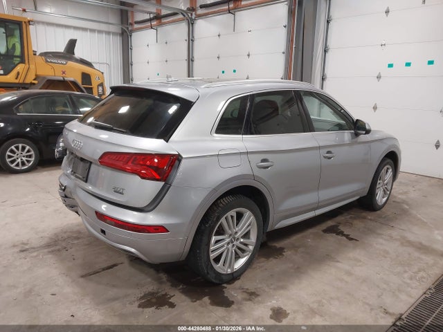 2018 Audi Q5 მანქანა იყიდება აუქციონზე, vin: WA1BNAFY6J2142267, აუქციონის ნომერი: 44280488