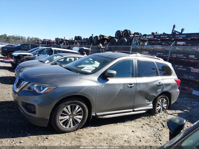5N1DR2MN7JC639271 Nissan Pathfinder Sv