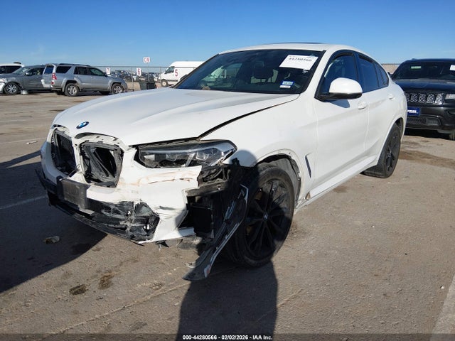 2022 BMW X4 5UX33DT03N9K32973 Photo 1