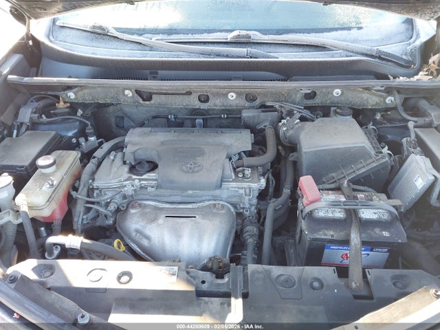 Toyota Rav4 Xle 2017 JTMRFREV2HD220629 Image 10