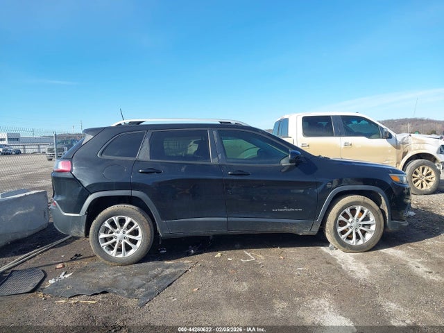 44280622 :رقم المزاد ، 1C4PJLCB4LD605727 vin ، 2020 Jeep Cherokee Latitude Fwd مزاد بيع