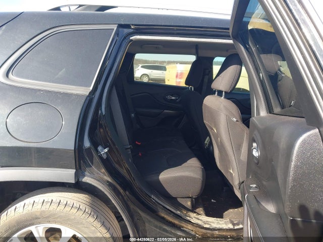 44280622 :رقم المزاد ، 1C4PJLCB4LD605727 vin ، 2020 Jeep Cherokee Latitude Fwd مزاد بيع