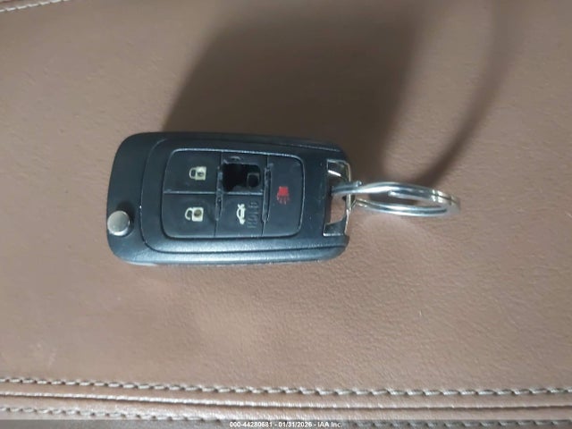 44280681 :رقم المزاد ، 1G4GB5G31FF144437 vin ، 2015 Buick Lacrosse Leather مزاد بيع