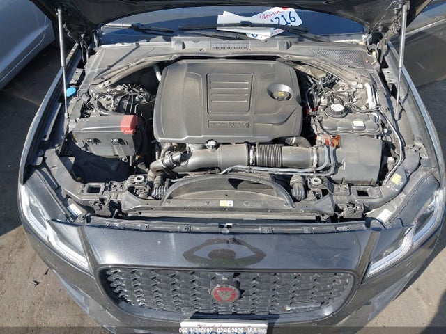 2021 JAGUAR XF SAJBL4GX5MCY88583 Photo 9