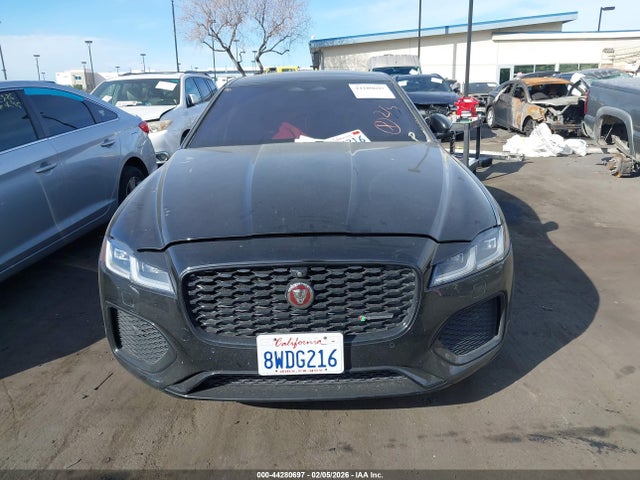 SAJBL4GX5MCY88583 Jaguar Xf R-dynamic Se P300 Awd Automatic