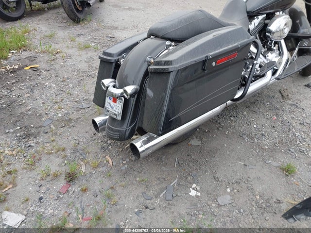 2013 HARLEY-DAVIDSON FLTRX 1HD1KHM32DB671499 Photo 3