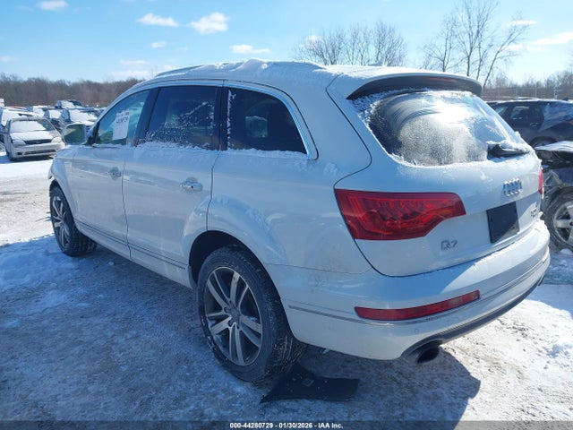 2014 AUDI Q7 WA1LGAFE4ED016195 Photo 2