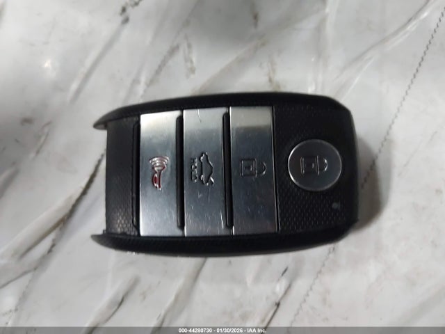 5XXGU4L30GG077735 KIA OPTIMA EX