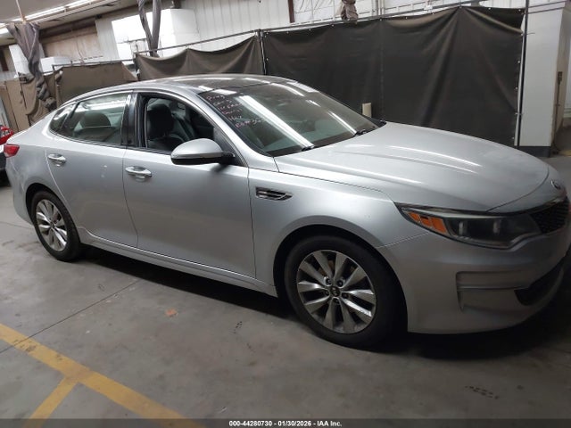 5XXGU4L30GG077735 KIA OPTIMA EX