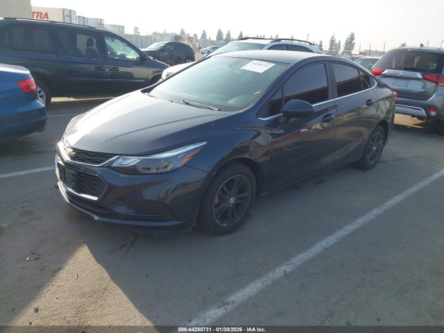1G1BE5SM9H7157965 Chevrolet Cruze Lt Auto