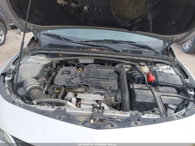 1G1ZC5ST0HF159797 Chevrolet Malibu 1fl