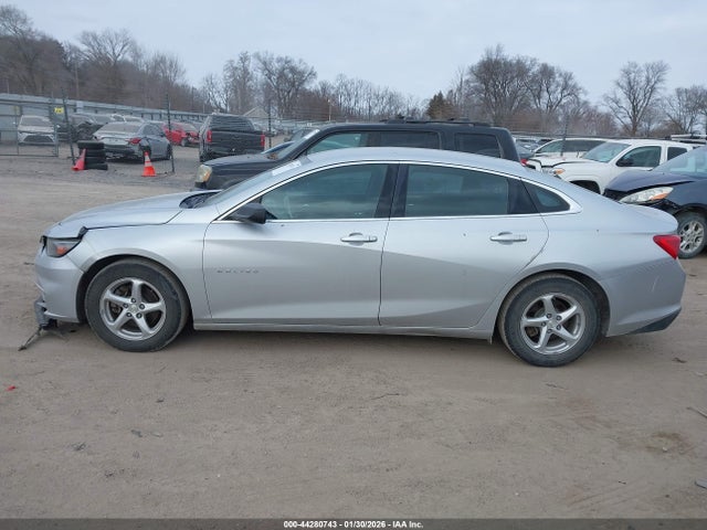 1G1ZC5ST0HF159797 Chevrolet Malibu 1fl