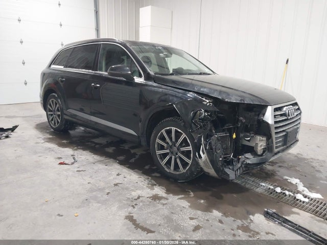 2017 AUDI Q7 WA1LAAF74HD012512 Photo 0