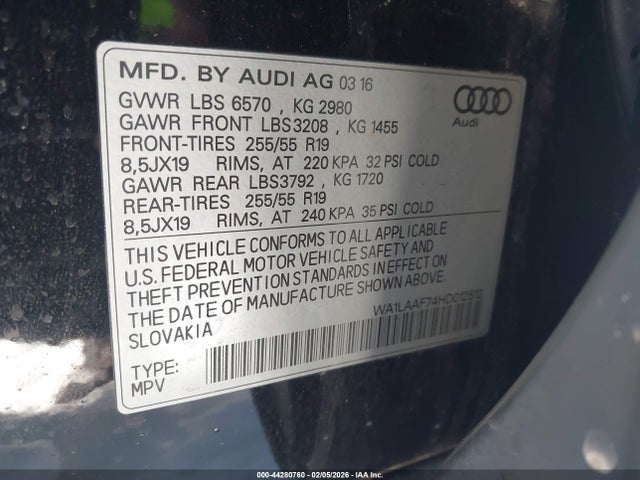 2017 AUDI Q7 WA1LAAF74HD012512 Photo 8