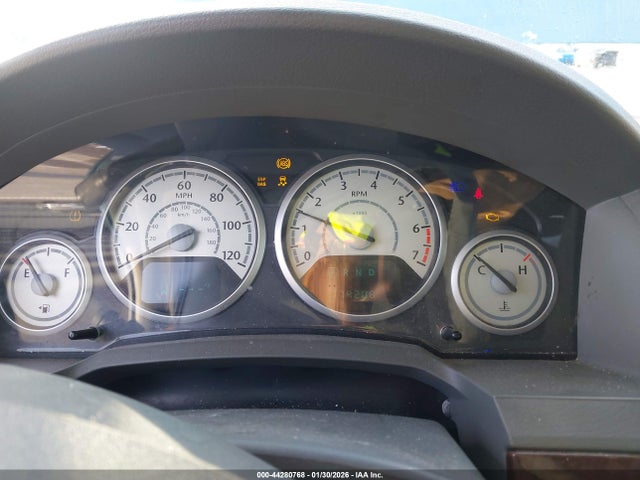 44280768 :رقم المزاد ، 2A4RR5D16AR230186 vin ، 2010 Chrysler Town & Country Touring مزاد بيع