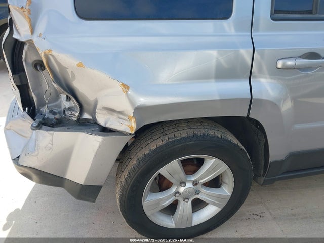 Jeep Patriot Latitude 2016 1C4NJPFA1GD551262 Image 13