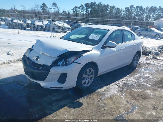 2013 MAZDA MAZDA3 JM1BL1U74D1825939 Photo 1