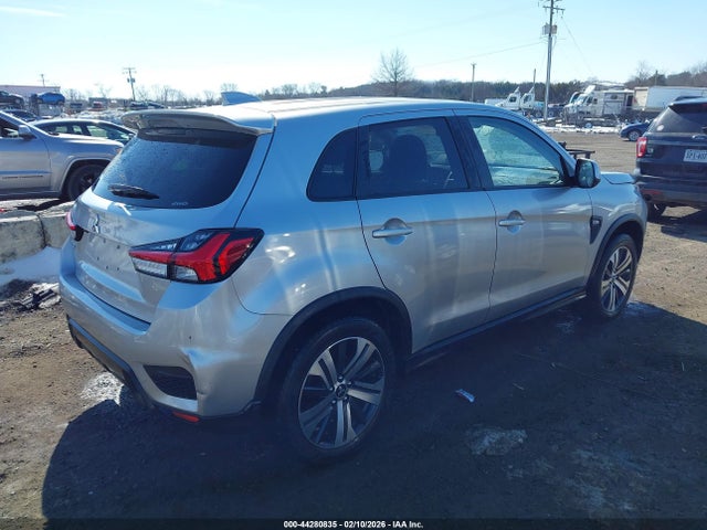2022 MITSUBISHI OUTLANDER SPORT JA4ARUAU3NU002158 Photo 3